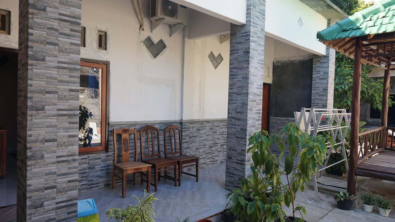 Arriani Homestay Karimunjawa Exteriör bild